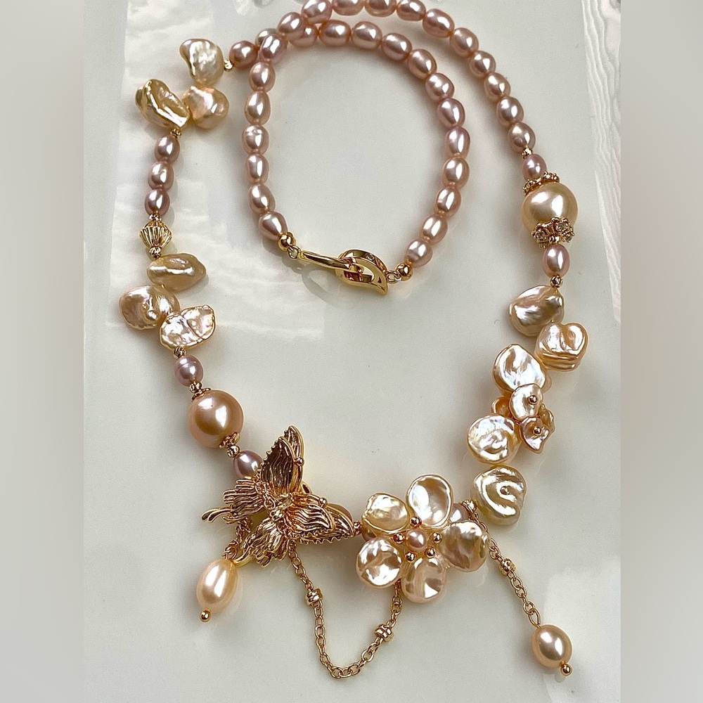 N201- Handmade High Quality Champagne Flower Butterfly Pearl Necklace